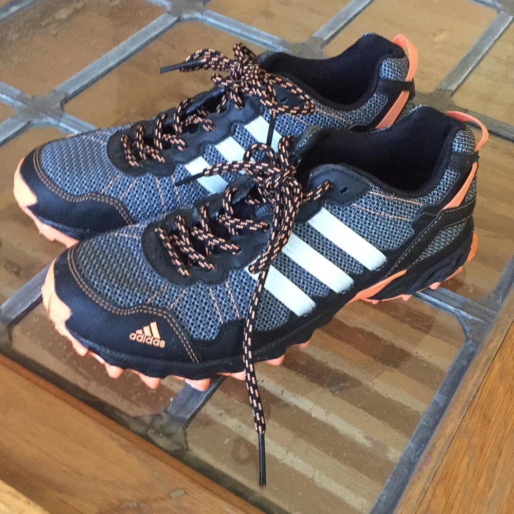 Adidas tennis shoes